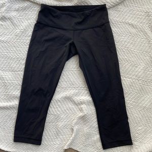 Lululemon crop leggings